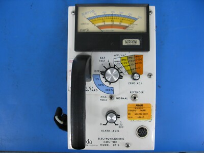 USED NARDA MODEL 8716 ELECTROMAGNETIC MONITOR 6625-01-314-3553 NO PROBE