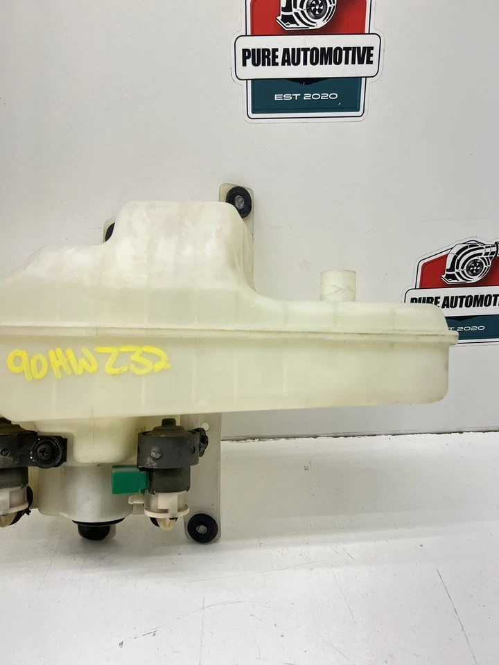 1990-1996 Nissan 300ZX 2+0 Rear Washer Fluid Reservoir Assembly W Pumps OEM - Изображение 4 из 4