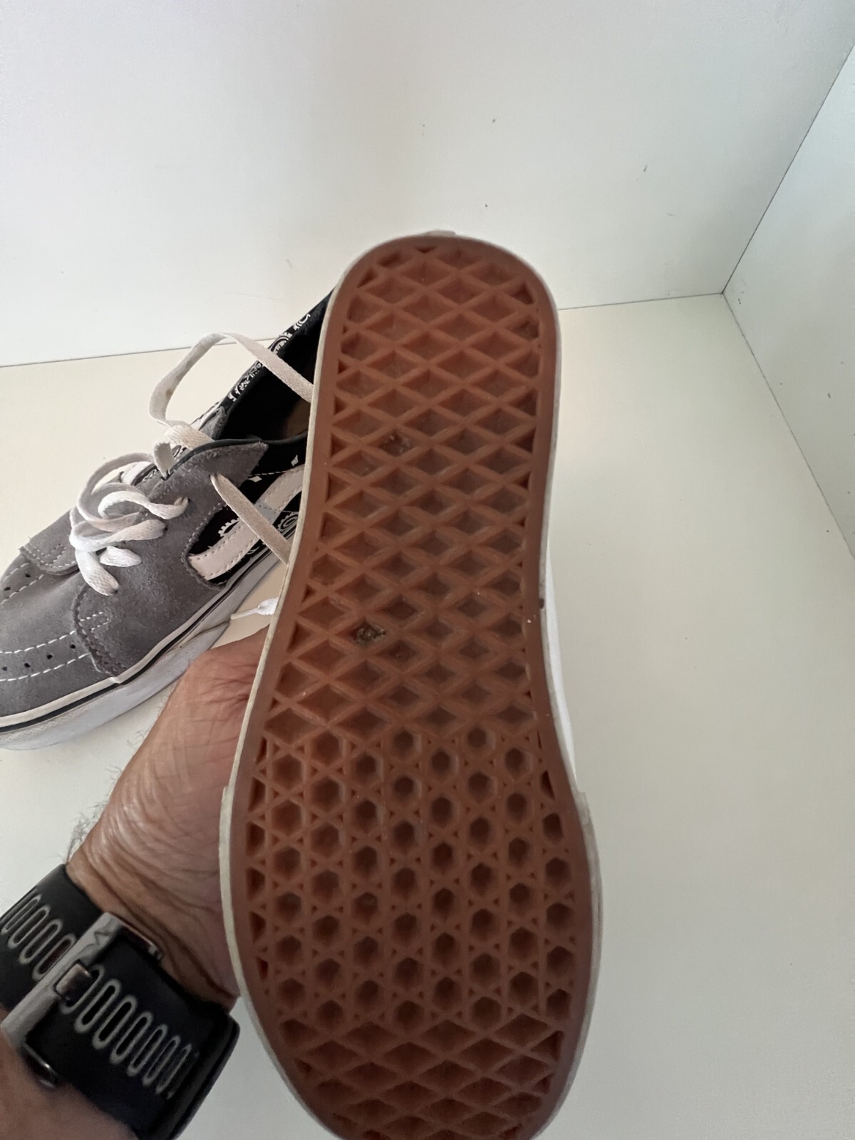 SAOLA Scarpe da skate VANS basse paisley grigie vero bianco scamosciato uomo 6 donna 7 5 ottime