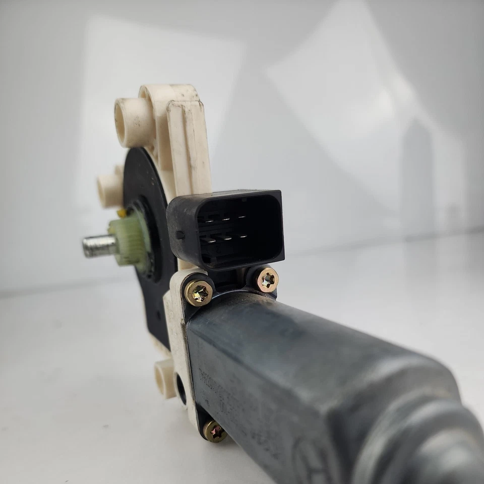 Motor ventana pasajero trasero derecho Oe 2003-2009 compatible con Mercedes-Benz E320 E350 E500 Foto 4 de 4