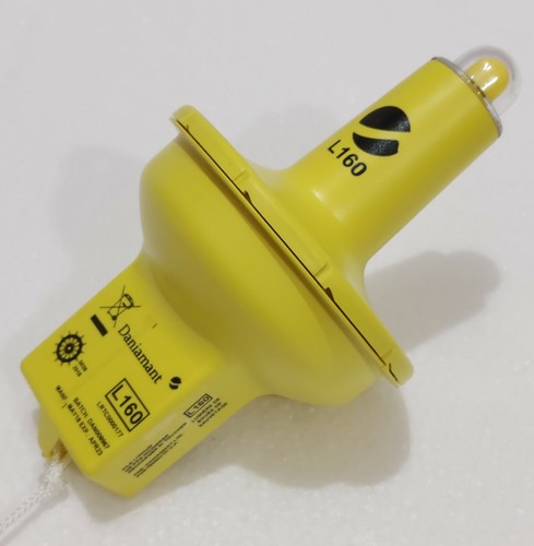 DANIAMANT L160 LIFEBUOY LIGHT EXPIRY: APRIL 2023 - Picture 7 of 10