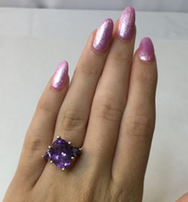 Vintage Sterling With Oval Cut Center Amethyst  2 Triangle Amethyst Size 9.75