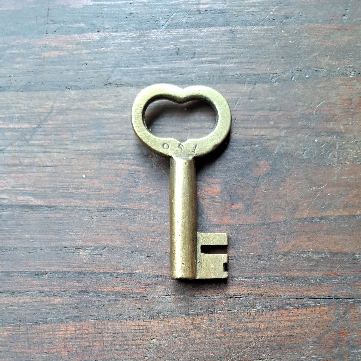 Vintage Simple karakuri trick lock Japanese iron puzzle lock kura