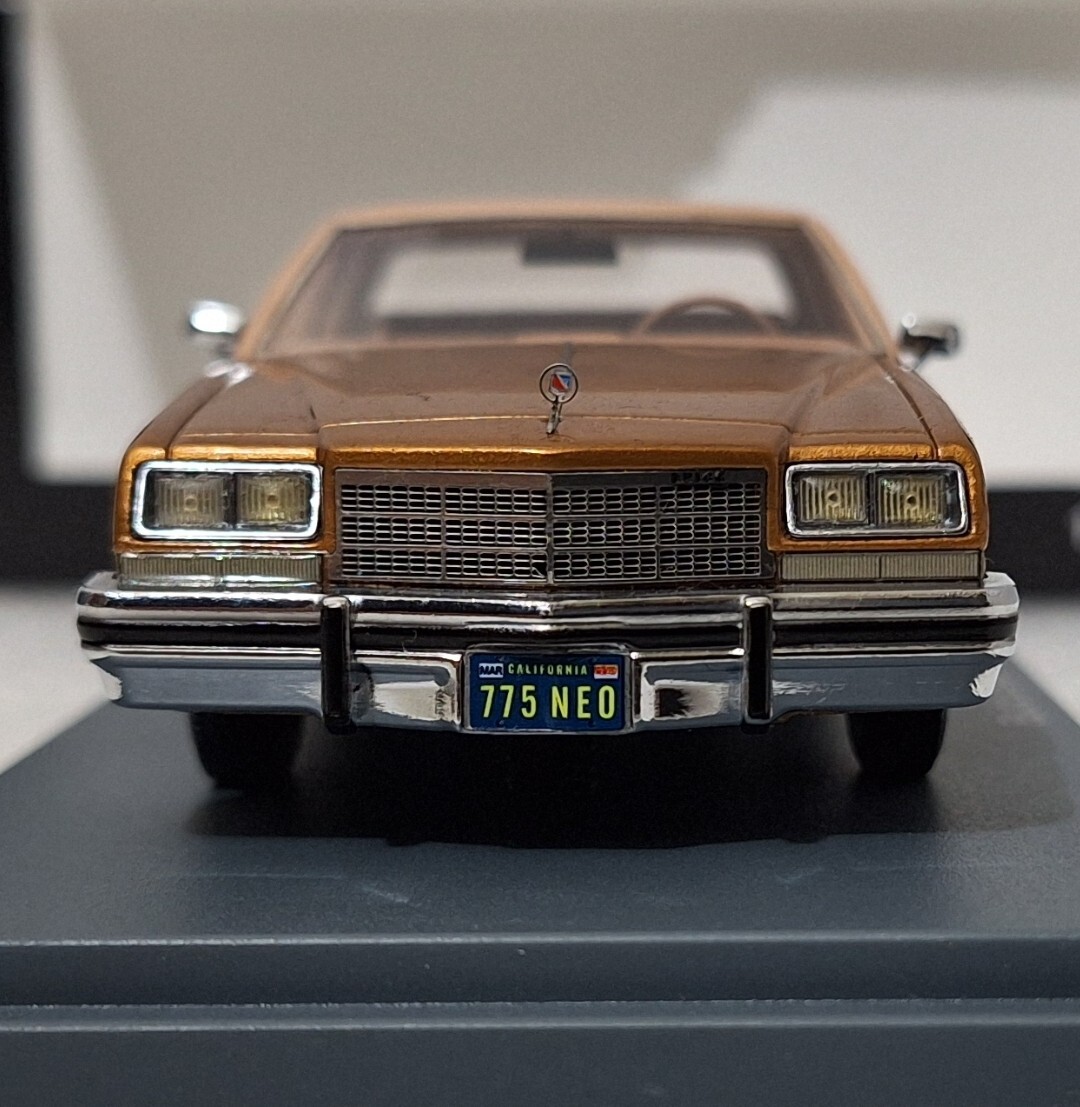 NEO 1/43 Buick 1977 ビュイック エレクトラ セダン WOW Buick Electra Sedan Version 1 1977 Brown Met 1:43 Neo 44775