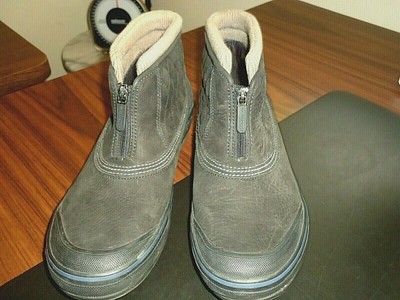 clarks thinsulate boots