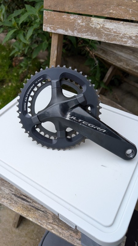 Shimano Ultegra FC-R8000 11-Speed Crankset 46/36