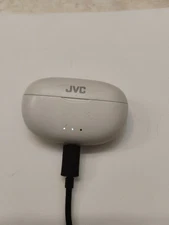 JVC HA-A7T2 GUMY  CHARGING CASE ONLY,  WHITE COLOR CASE.