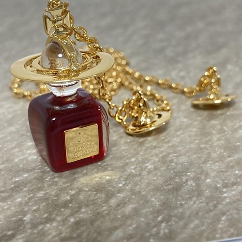Vivienne Westwood Parfum Halskette Gold Wein Metall Unikat Design Gebraucht Japan