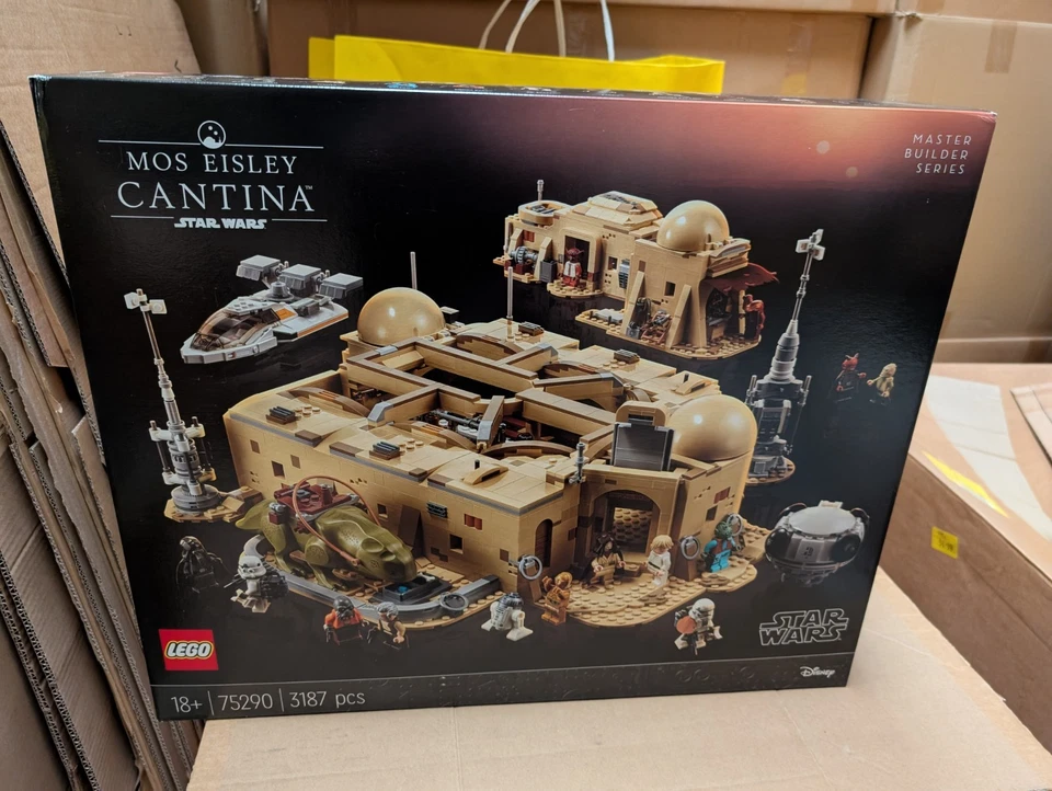 LEGO Star Wars Mos Eisley Cantina 75290 RETIRED New & Sealed. RARE - Image 2 of 4