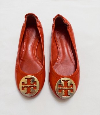 Tory Burch Reva Red Leather Ballet Flats Elastic Heel Gold Logo Medallion Sz 7.5