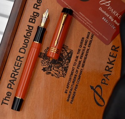 PARKER 2005 Duofold Centennial Big Red China Limited Edition 1100 Fountain Pen M