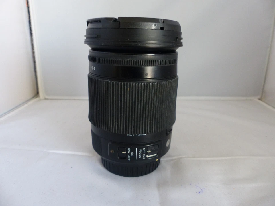 Sigma 18-300mm F/3.5 - 6.3 DC Lens for Canon. - Image 2 of 4