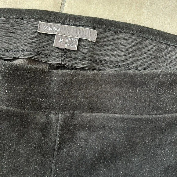 Leggings ajustados de cuero gamuza Vince negros M Foto 3 de 4