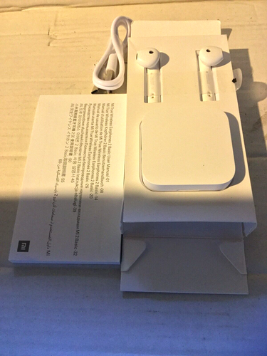 Xiaomi True Wireless MI 2 Basic Portable Earbuds , white with Charging Pod. New - Picture 2 of 2