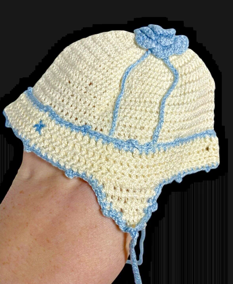 1940s Baby Crochet Cap Hat White Blue Floral Top Vintage Knit Winter Handmade - Image 2 of 4