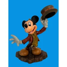 Walt Disney Classics Collection Mickey's Christmas Carol Figurine