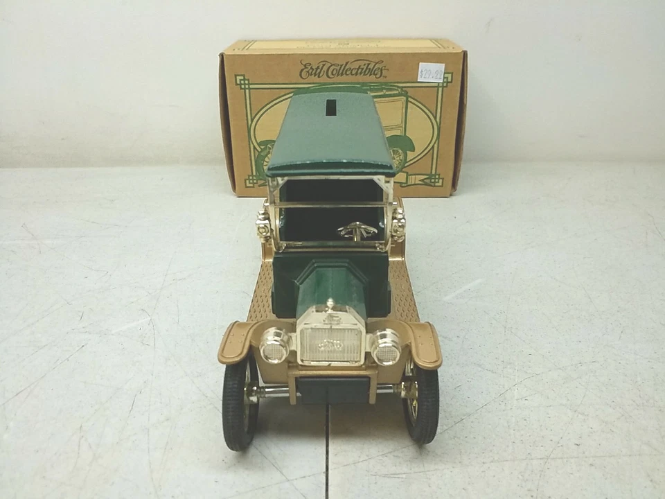 Ertl 1912 Ford Model T Open Front Panel Side Truck HWI Do It Center Bank No F452 - Image 4 of 4