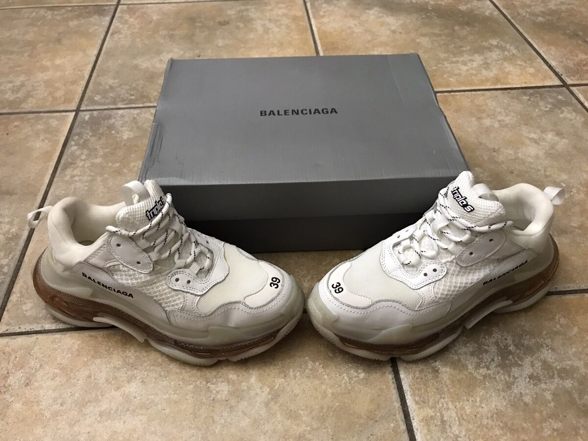 Balenciaga Triple S 39 White - Nice Shape! WITH BOX | eBay Balenciaga Triple S 39 White - Nice Shape! WITH BOX | eBay
