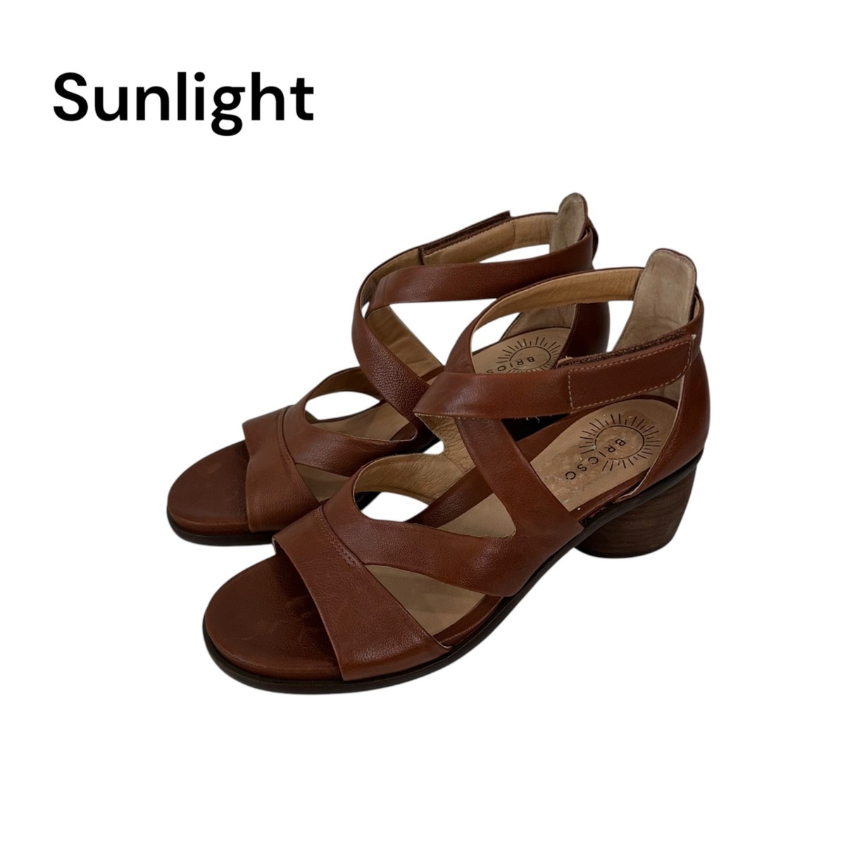 Brioso Womens Brown Leather Strappy Sandals 2.5 display picture 1