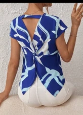 SHEIN Privé Graphic Print Twist Back Cut Out Batwing Sleeve Blouse Size M 