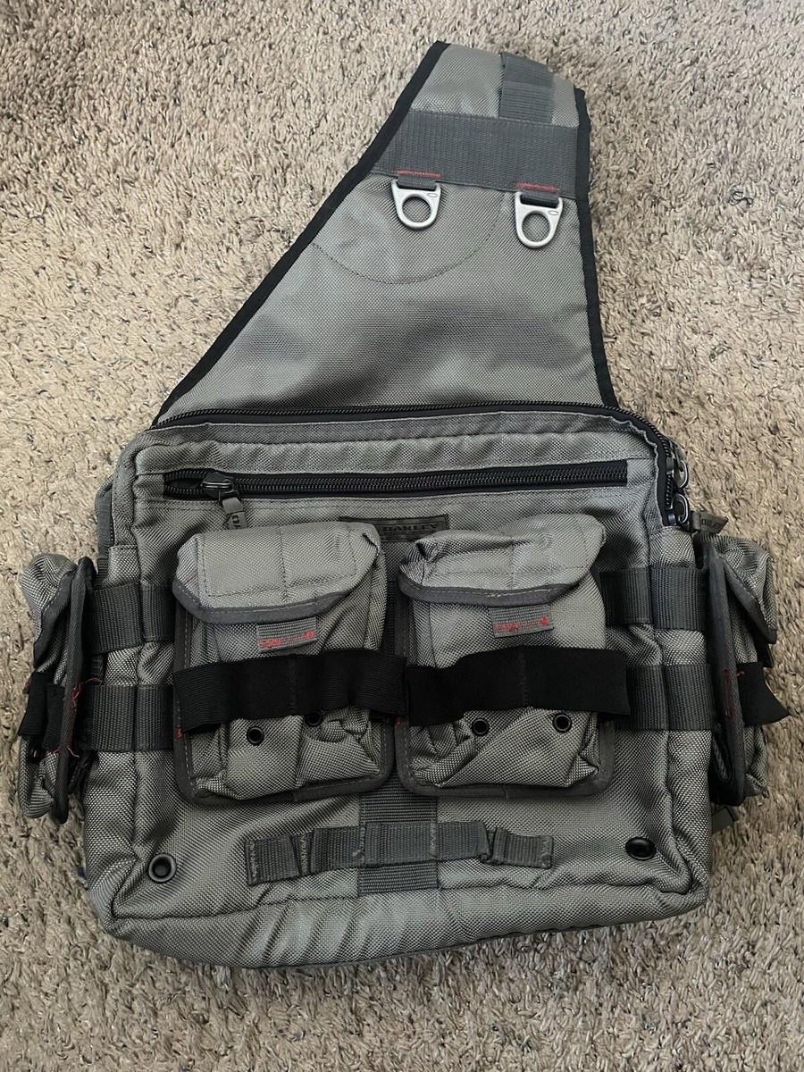 Rare Oakley Tactical Field Gear Sandbag Sling Grey/Black Rare Oakley Tactical Field Gear Sandbag Sling Grey/Black