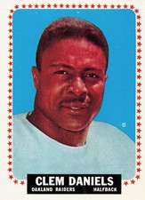 CLEM DANIELS 1964 TOPPS FOOTBALL #136