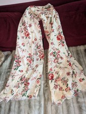 Foulard Floral En Laine "epice"