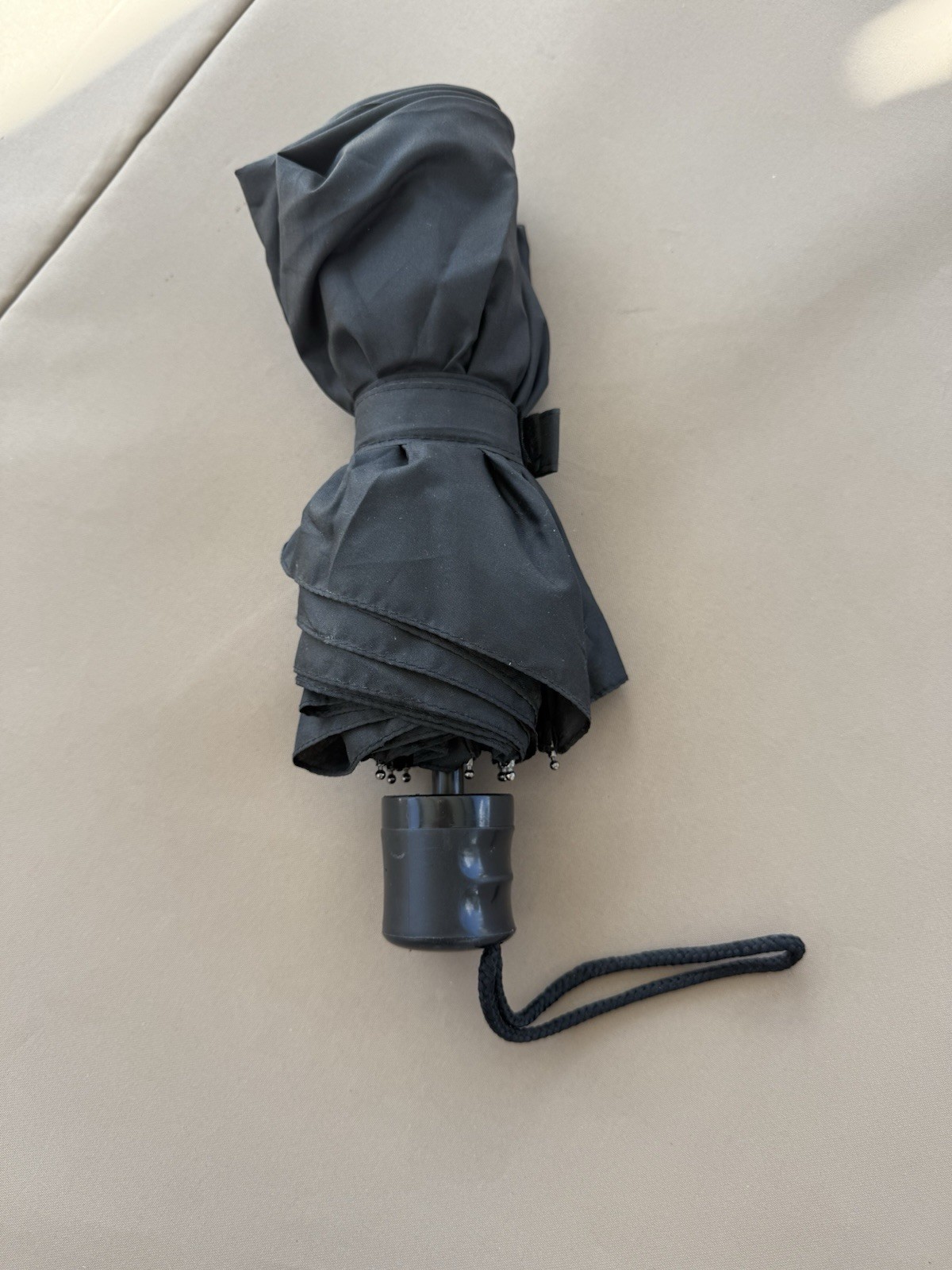 Storm Duds Solid Black Compact Umbrella - image 9