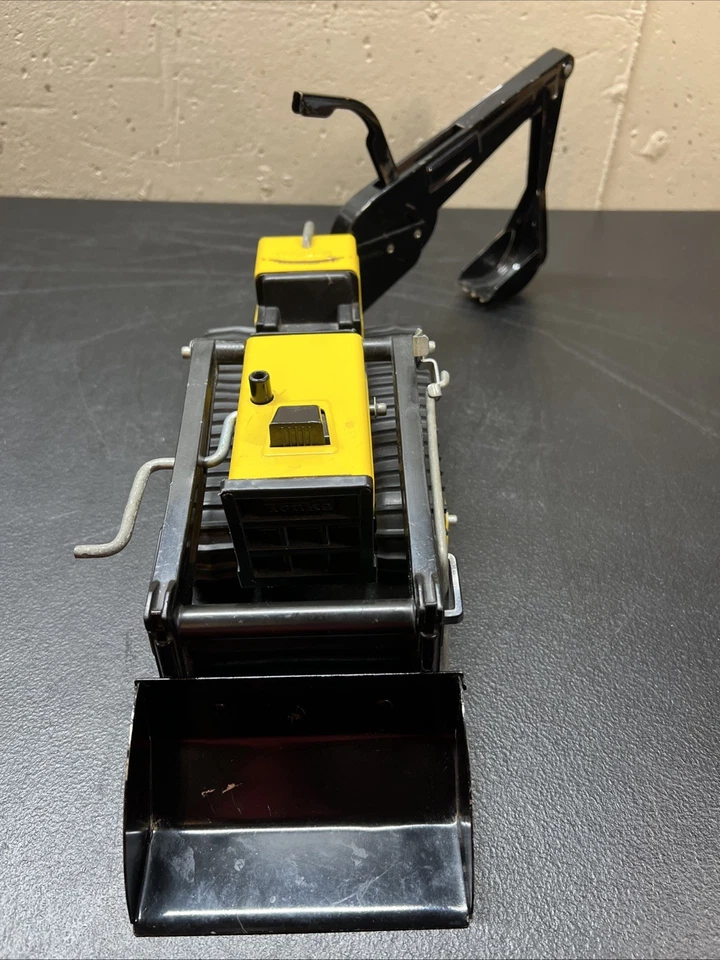 Vintage Metal Tonka 41242 Backhoe Front End Loader Construction Play Truck - Image 4 of 4