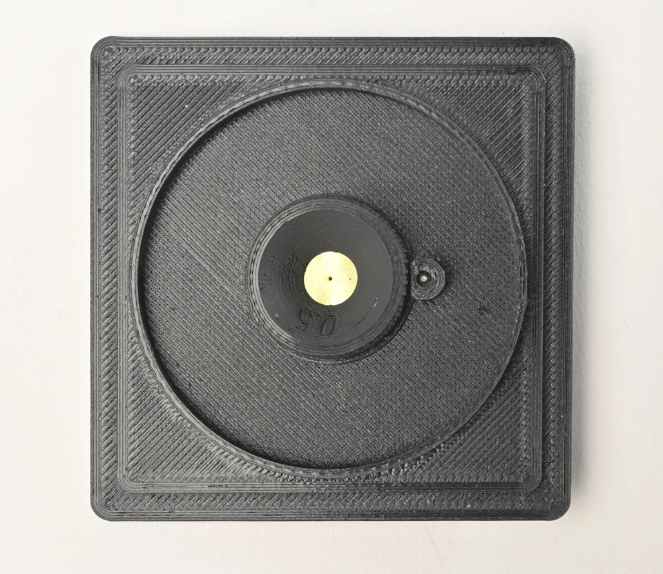 Horseman 6x9 80x80mm pinhole lens board with interchangeable inserts - Image 3 of 4