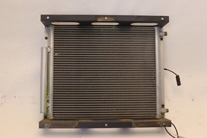 2008-17 FREIGHTLINER CASCADIA 125 SLEEPER AUX CONDITIONER CONDENSER 21' x 16 OEM