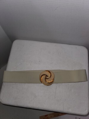 Vintage Day Lor white Gold Metallic Buckle Signed Stretch Belt 80s old money Vintage Day Lor white Gold Metallic Buckle Signed Stretch  main image 4