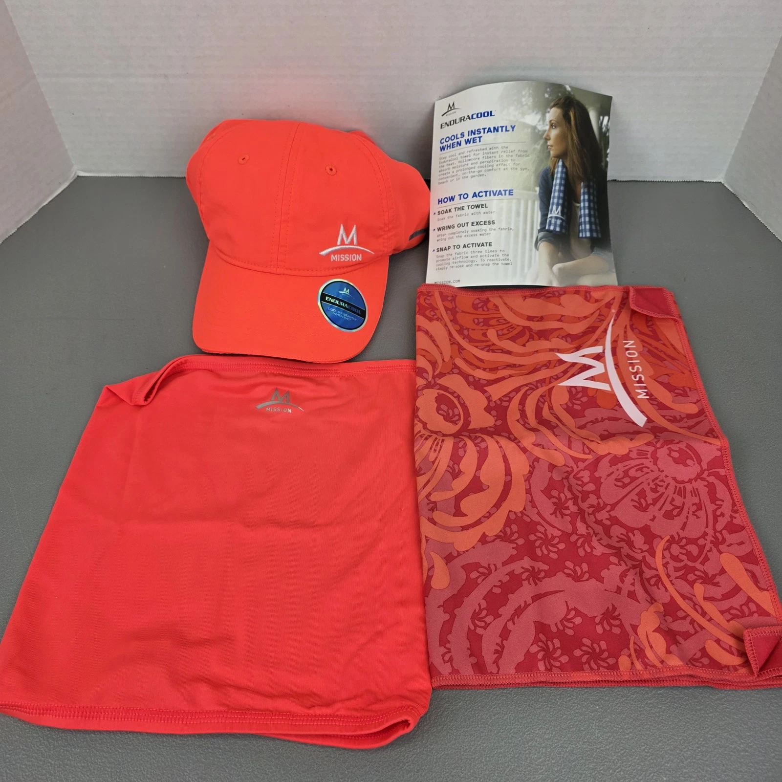 Mission Enduracool Performance Cooling Hat & Multi-Cool Gaiter Set UPF 50 Orange
Opens in a new wind
