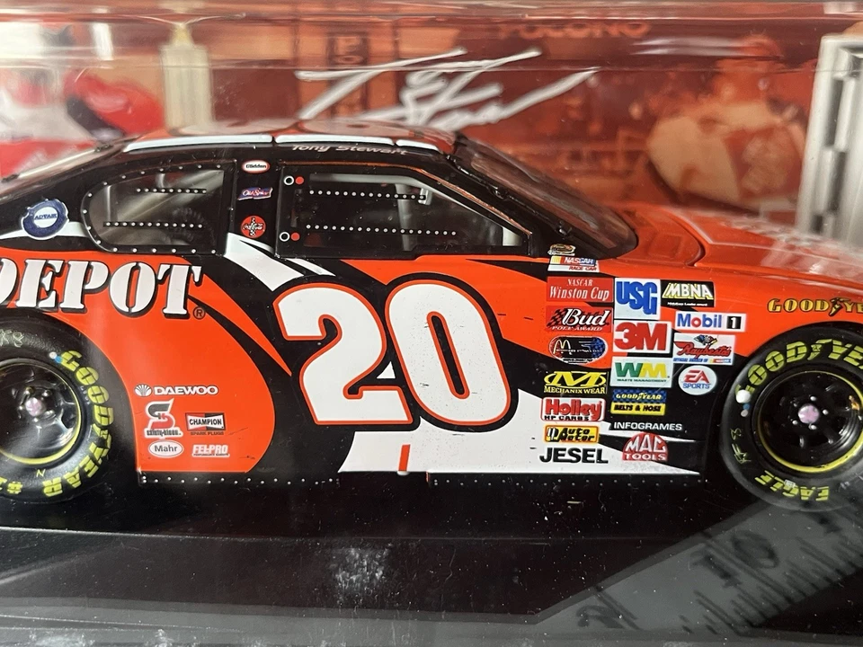 Revell Collection 1/1888 2003 Chevrolet Monte Carlo Raced Version The Home Depot - Image 4 of 4