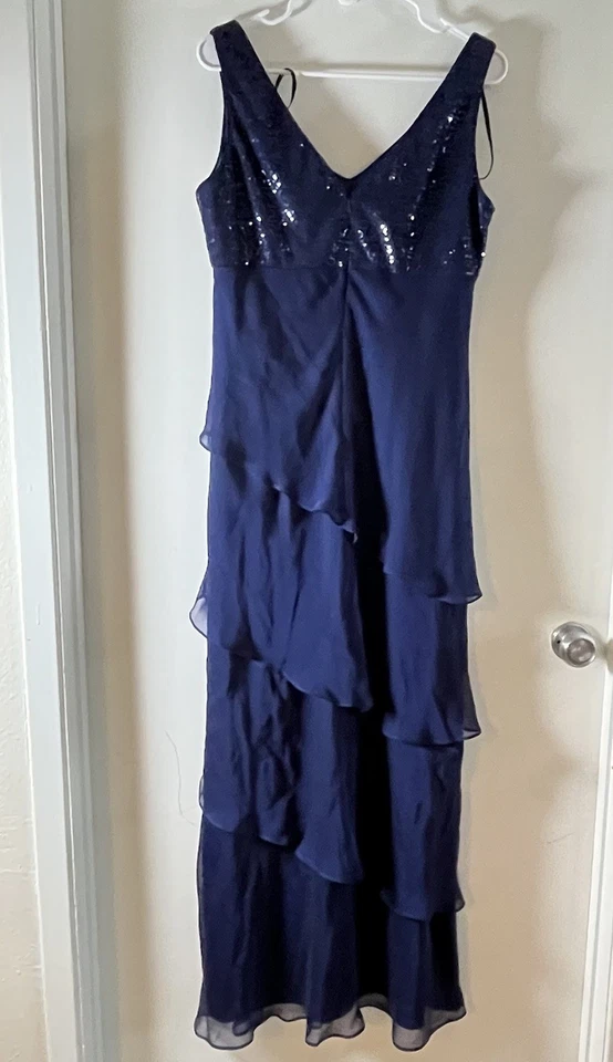 Vestido Formal Ignite Evenings Azul Marino Volantes Niveles 14 Boda Madre Novia Foto 2 de 4