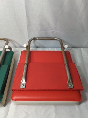 2 Vtg Stadium Cushion Chairs Folding Back Rest & 1 Bleacher Lock - Red & Green - Picture 5 of 14