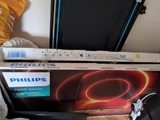 Philips Ambilight 4K Smart TV 50-inch (50PUS7505/12) in excellent condition