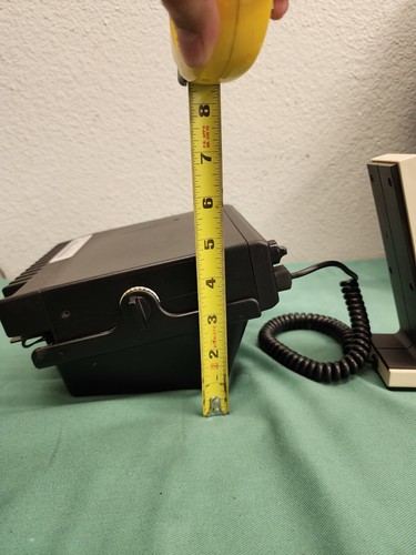 Motorola Maxtrac D35MQA5GB5BK Black 2-Channels 806-870 MHz Trunking Mobile Radio - Zdjęcie 15 z 17