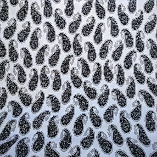100% COTTON FABRIC WHITE BLACK PAISLEY BANDANA By YD 44X36" SEW DIY FACE MASK  - Image 4 of 4