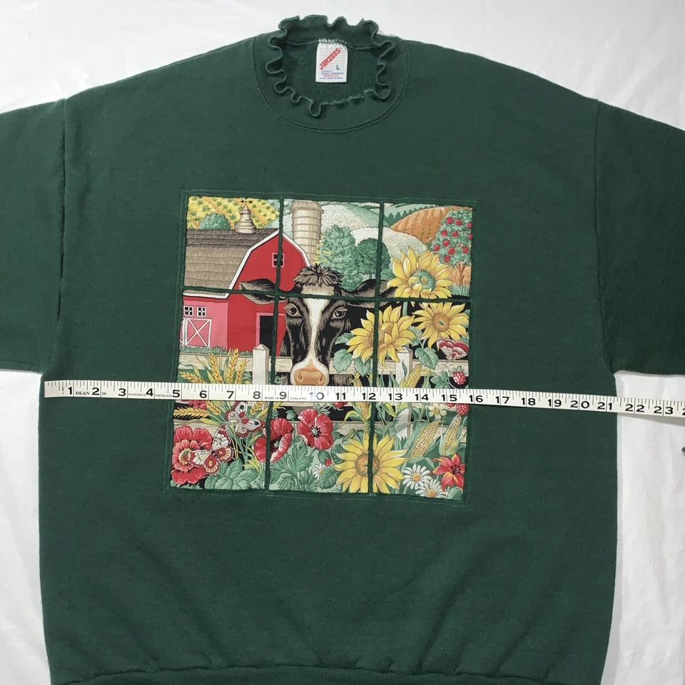 Vintage Cow Farm Animals Nature Crewneck Sweatshirt Jerzees Large Green USA - Image 4 of 4