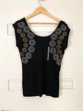 NOW Ladies Scoop Neck Black Top - Size M - 5+ items free AU post - NWOT