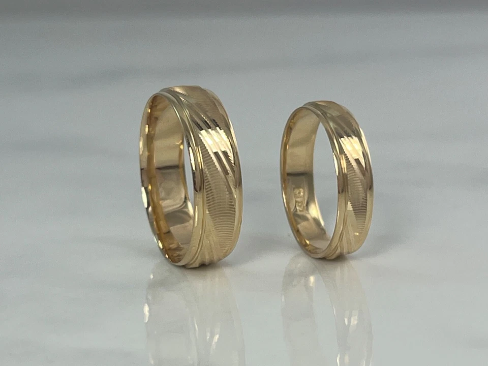 14K Solid Yellow Gold His Hers Wedding Band Ring Set Matching Men Womens Unisex - Image 2 of 4