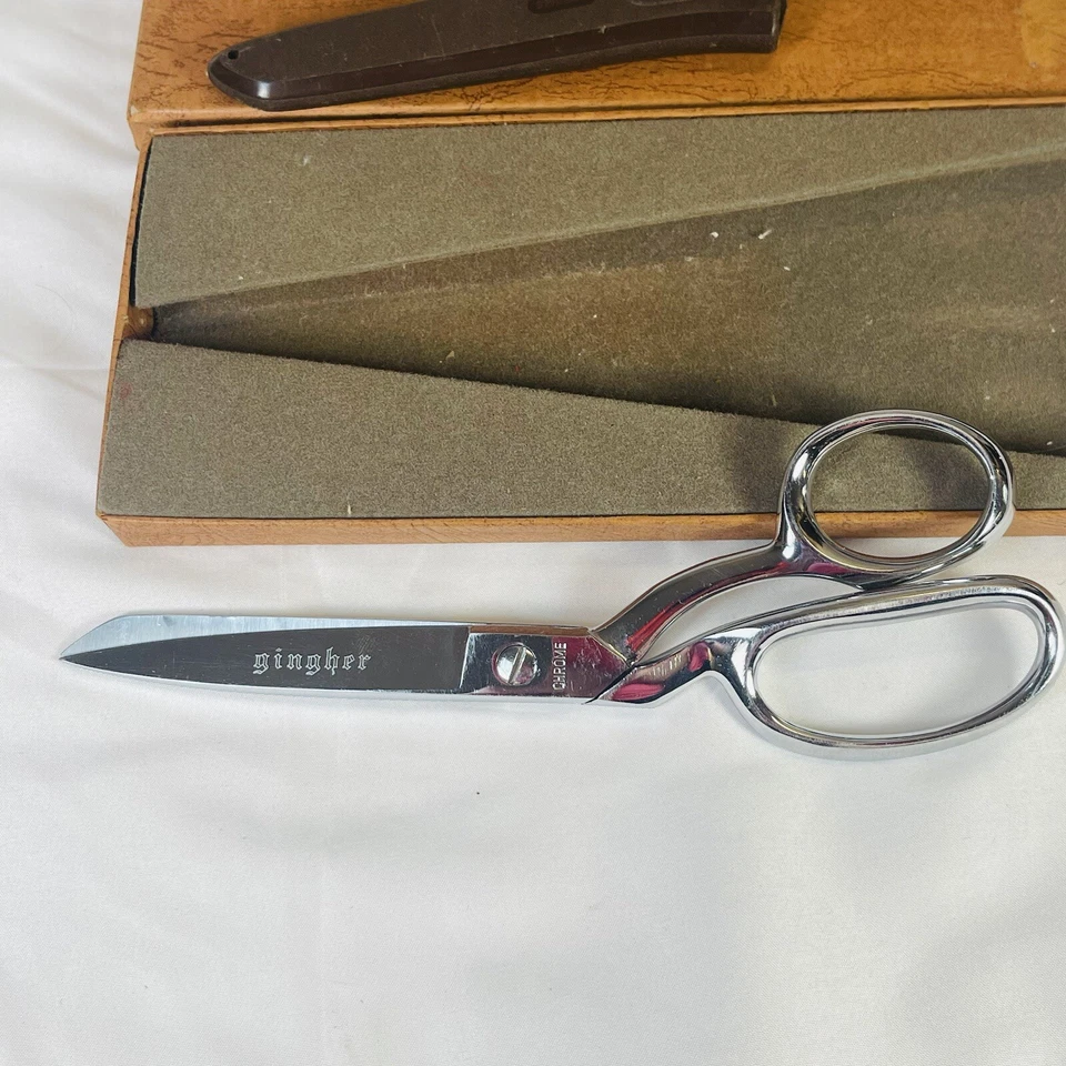 Vintage Gingher Knife-Edge G-8 Shears Scissors Chrome Brazil Box Guard Included - Image 3 of 4