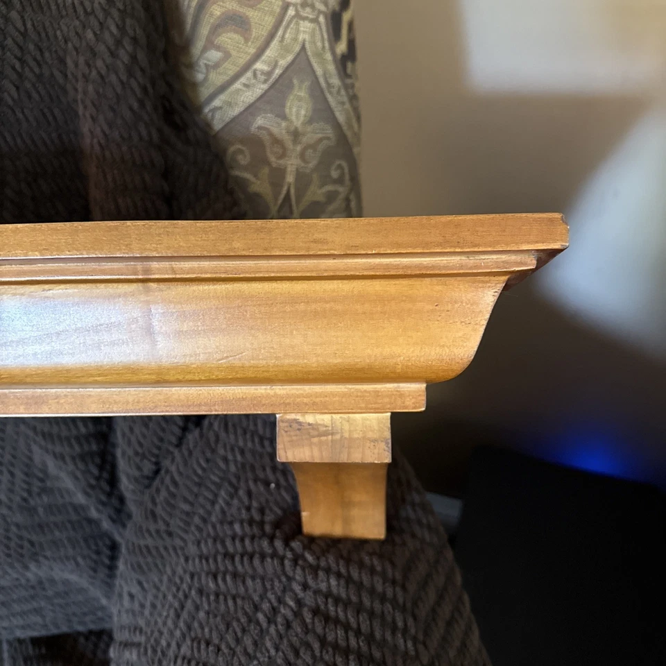 Pottery Barn Kids 36" Estante Clásico - MIEL - Se vende por $129 - Color Desconjunto Foto 2 de 4