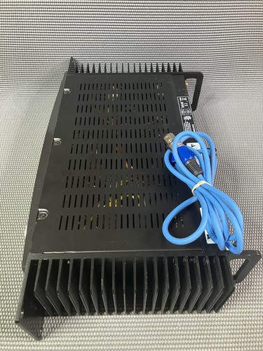 Behringer A500 Professional 500W Reference Class Studio Power Amplifier - Picture 7 of 12