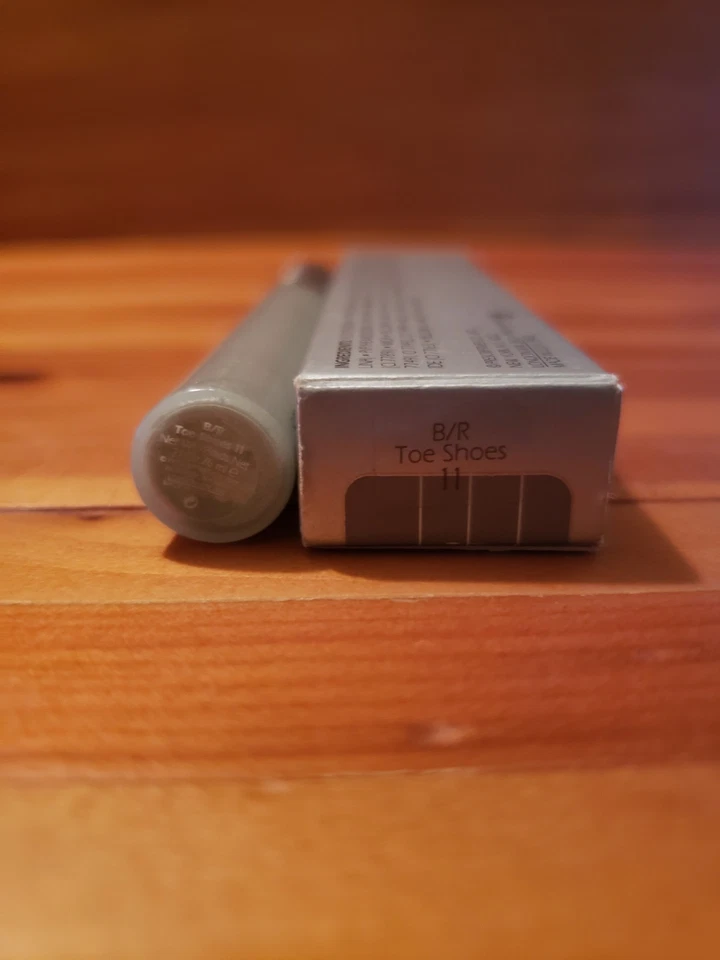 Prescriptives Lip Shine color B/R TOE SHOES 11 New in Box Lip Gloss Silver Grey - Image 3 of 3