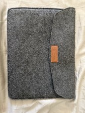 11 inch Felt MacBook Laptop Sleeve Case/ Charcoal   Very Lightly Used  