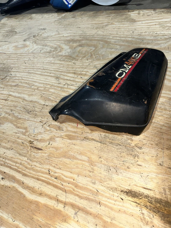 Cubierta lateral izquierda Honda CM400E CB400 1980 Foto 2 de 4