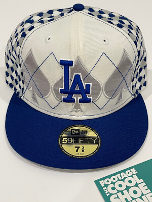 VNTG NEW ERA 59FIFTY LOS ANGELES DODGERS HEARTS HAT OFF WHITE SILVER BLUE 7 3/8