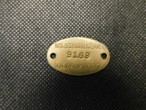 1936 Milwaukee Wisconsin Dog Tag -Very Nice Collectible-  e1051txx